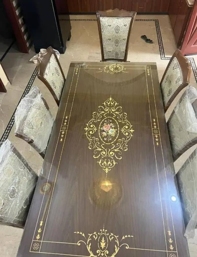 dining table with Eight chairs 4