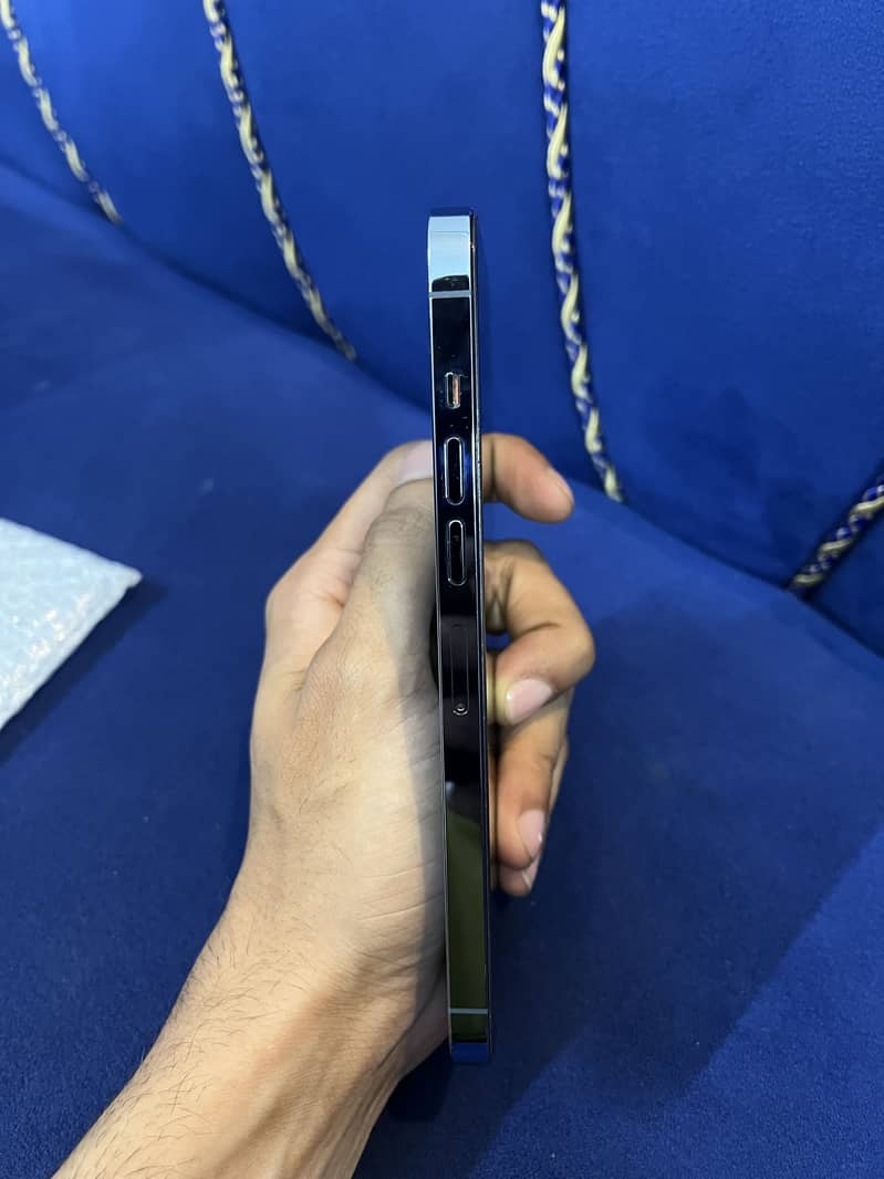 Apple iPhone 13 Pro Max 5