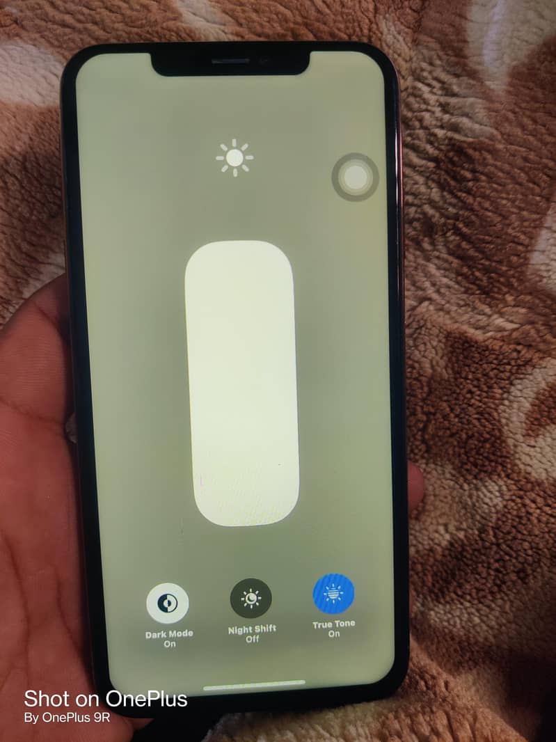 Apple iPhone XS Max 1
