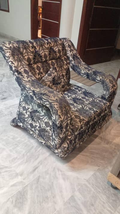 5 seeter sofa