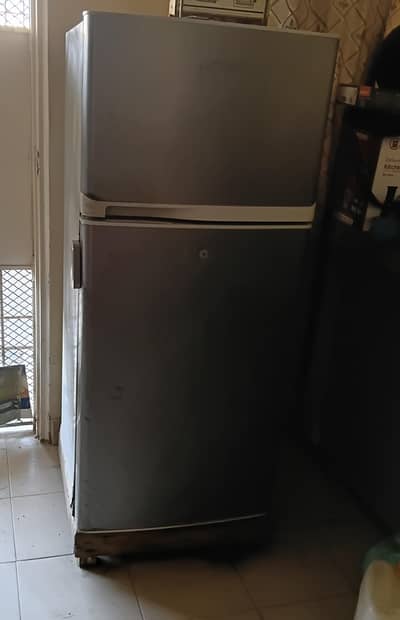 complete bedroom set in only 70000 ,fridge in 25000