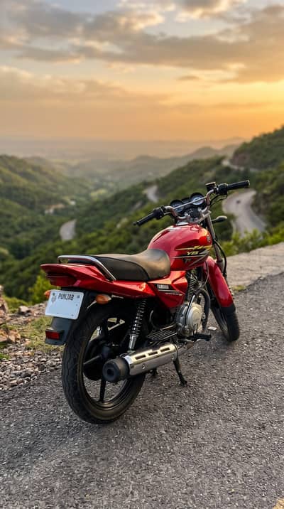Total geniun first owner Yamaha YB 125Z-DX 2021 low mailige