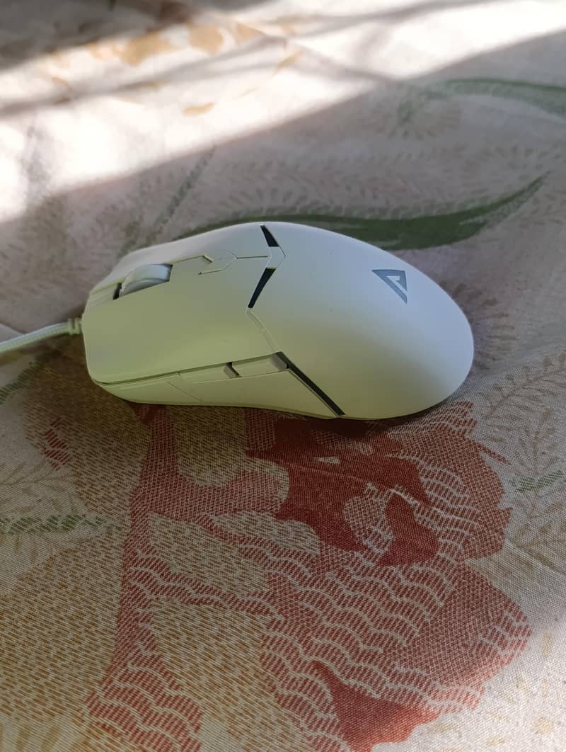 gaming mouse 7