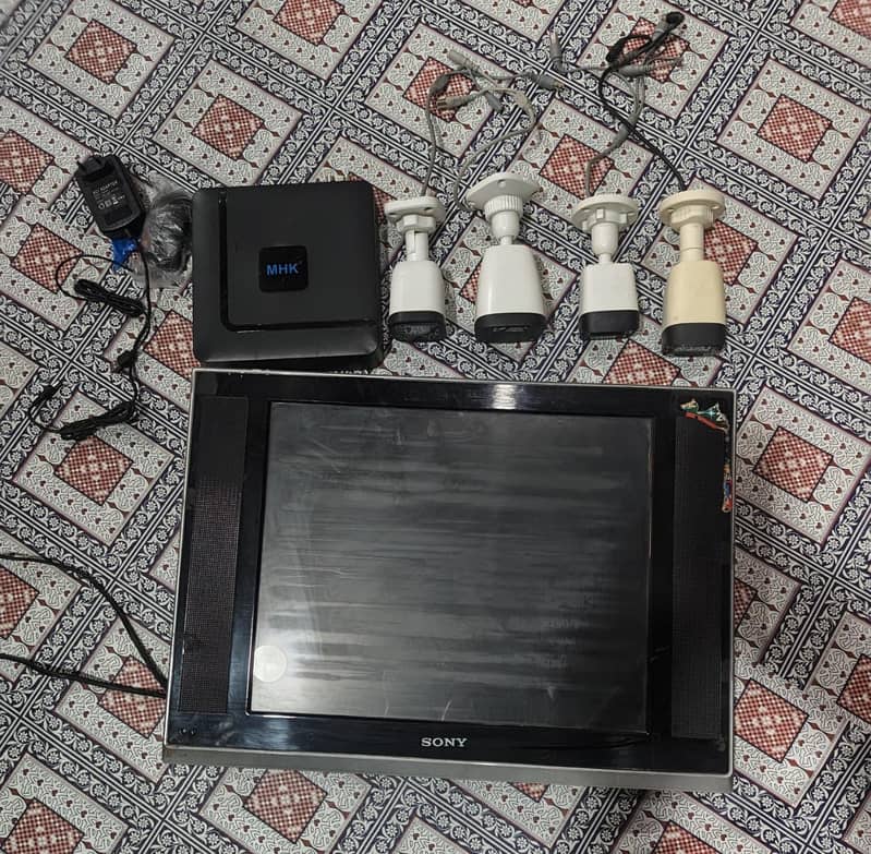 4 CCTV Cameras 0