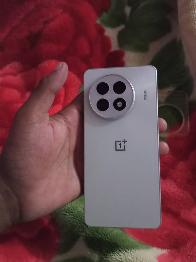 One Plus 13R 1