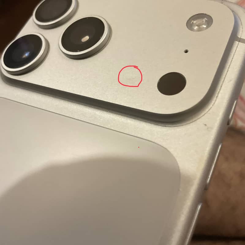 Apple iPhone 17 Pro Max 6