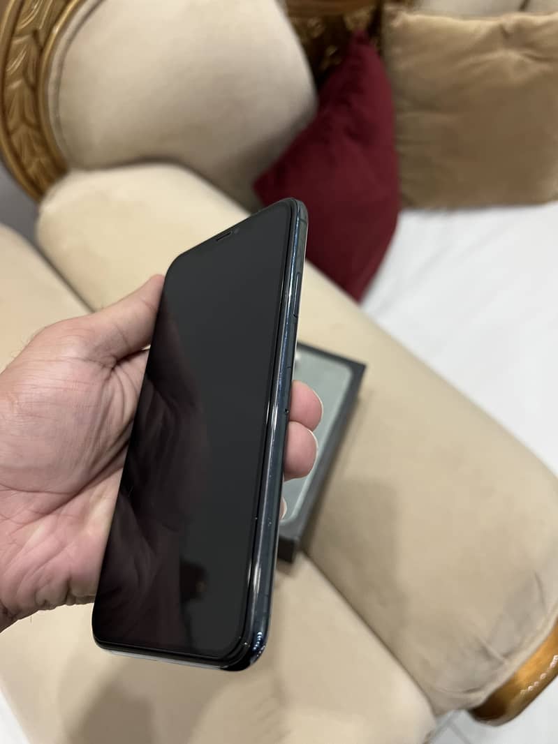 Apple iPhone 11 Pro Max 1