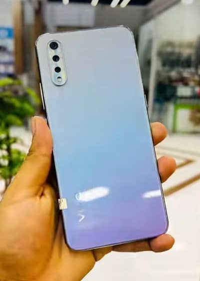 Vivo S1