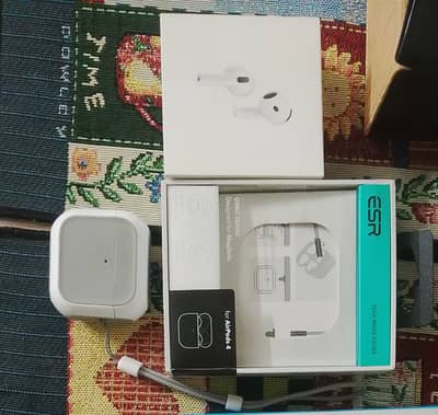 Apple AirPods 4 with ANC - with ESR casing box back