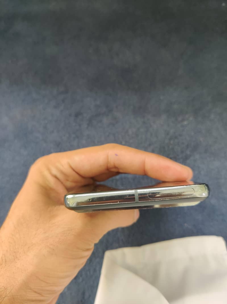 Google Pixel 8 Pro 6