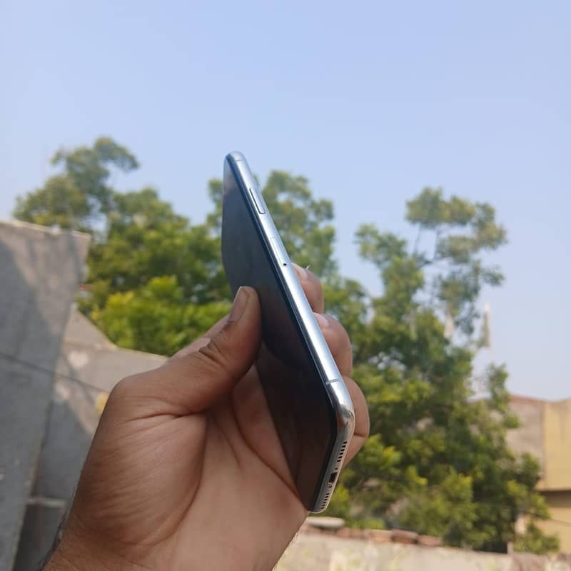 Apple iPhone X 1