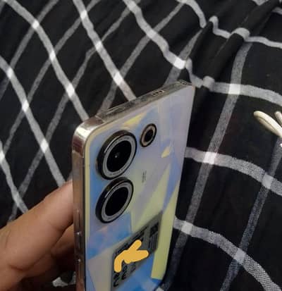 Tecno CAMON 20