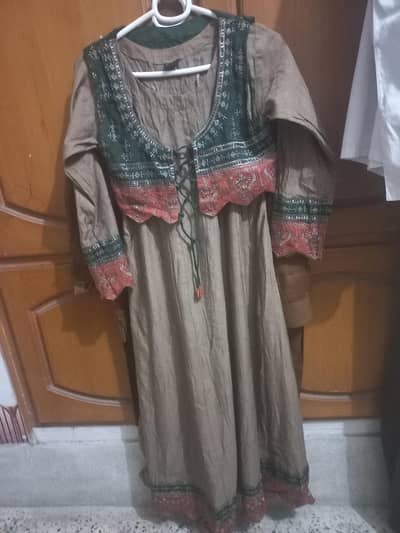 preloved clothes . 10/10 condition