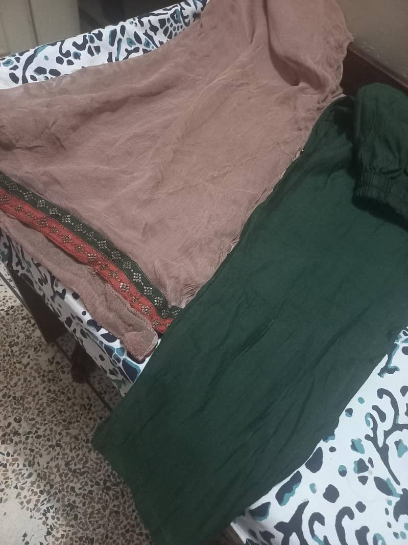 preloved clothes . 10/10 condition 1