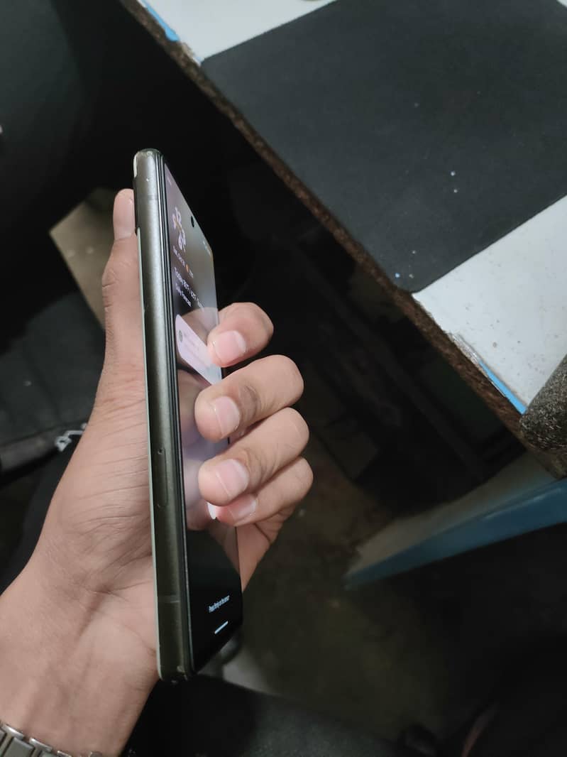 Google Pixel 6a 1