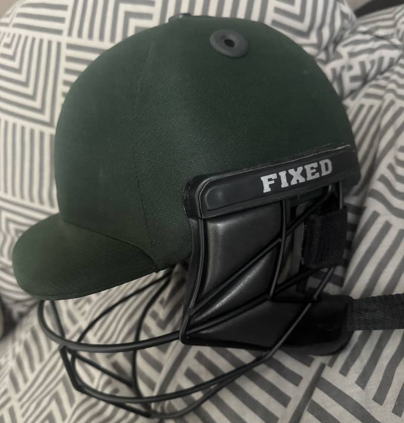 MB Helmet 0