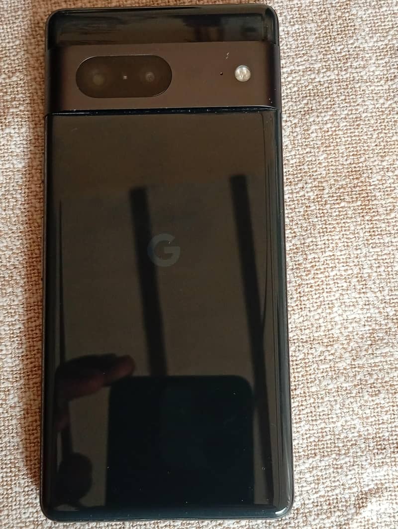Google Pixel 7 4