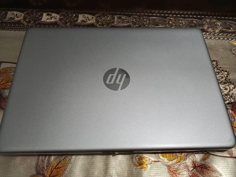 HP 14s 0