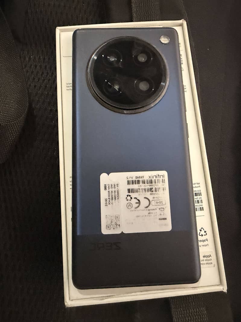 Infinix Zero 40 0