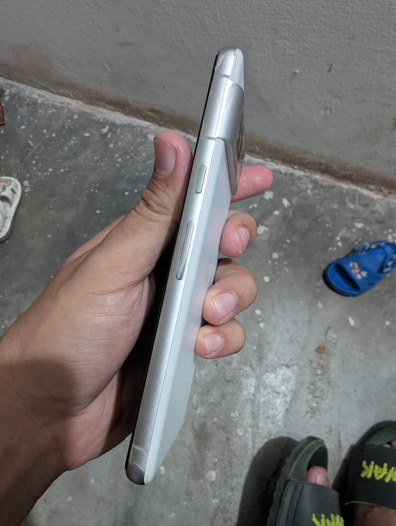 Google Pixel 7 6