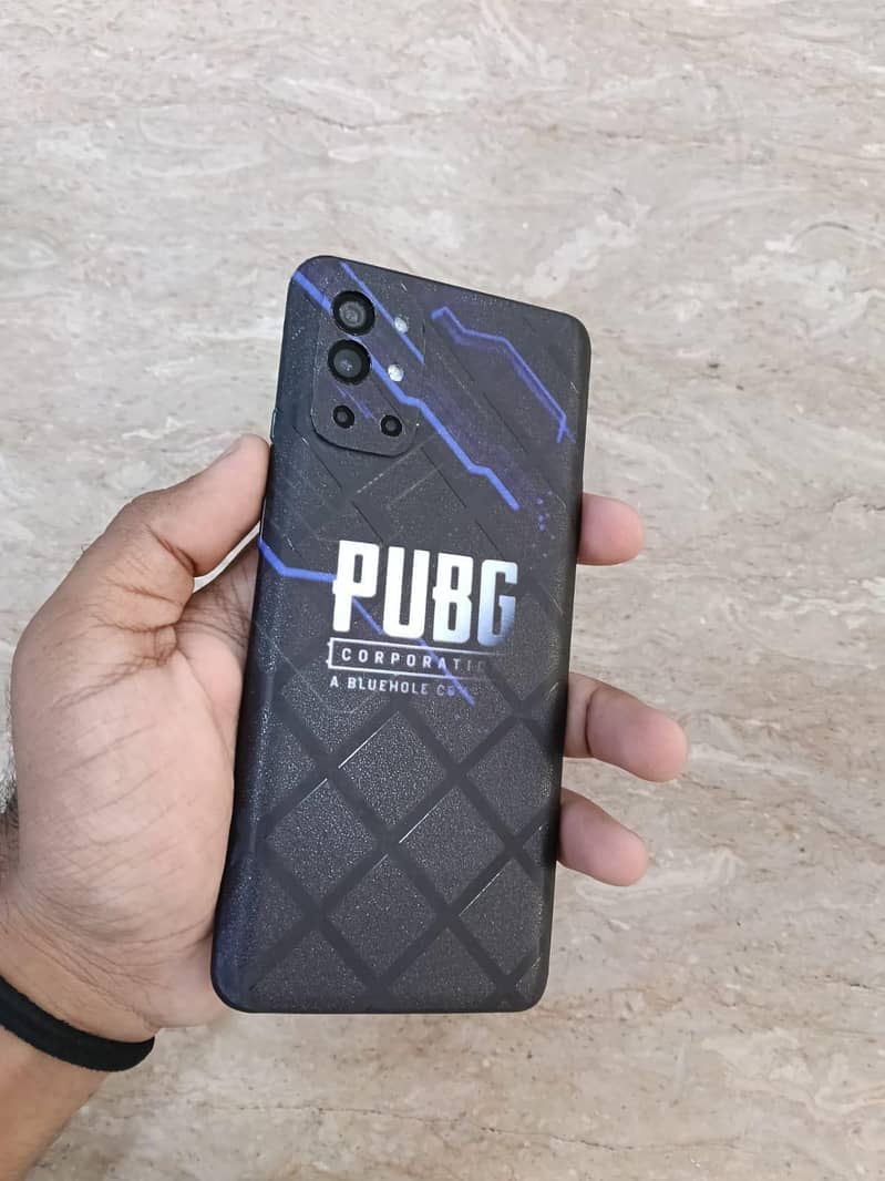 One Plus 9R 0