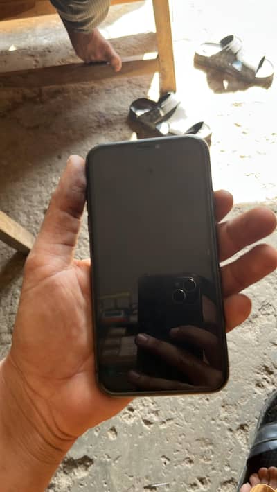 Apple iPhone 11