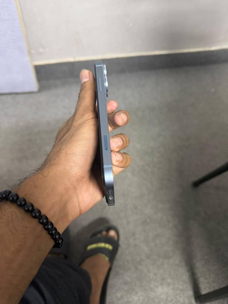 Apple iPhone XR 5