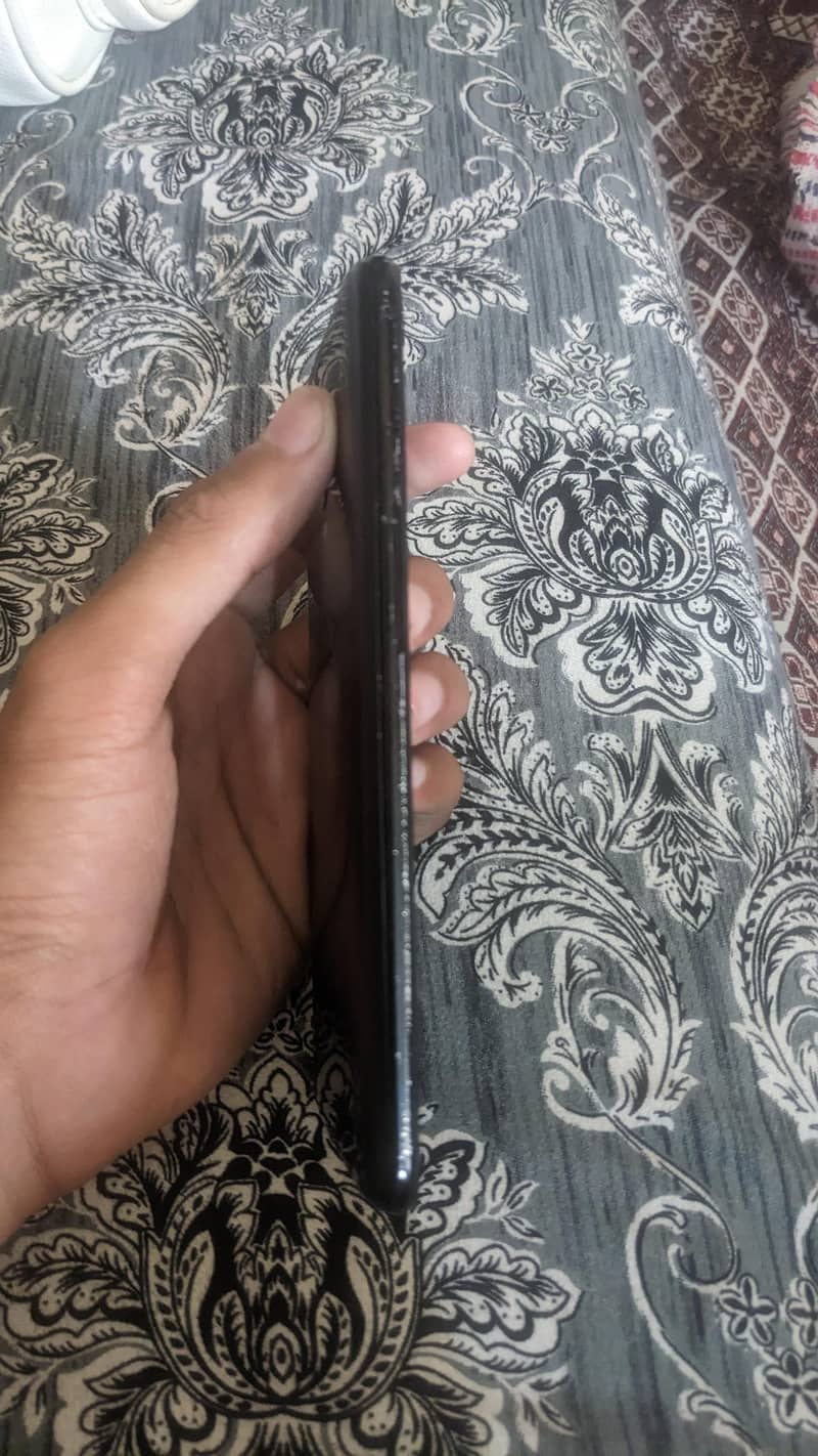 One Plus 6T 4