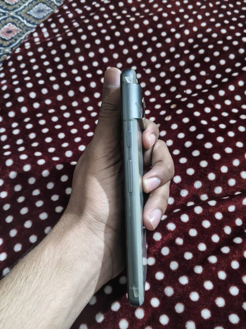 Google Pixel 8 7