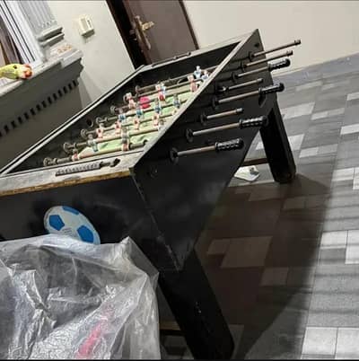 Game Table in Good Condition
