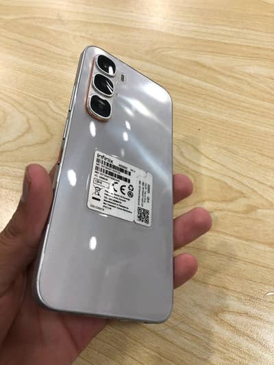Infinix Hot 60 Pro