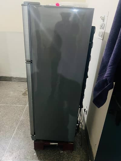 Fridge for sale 03317548146