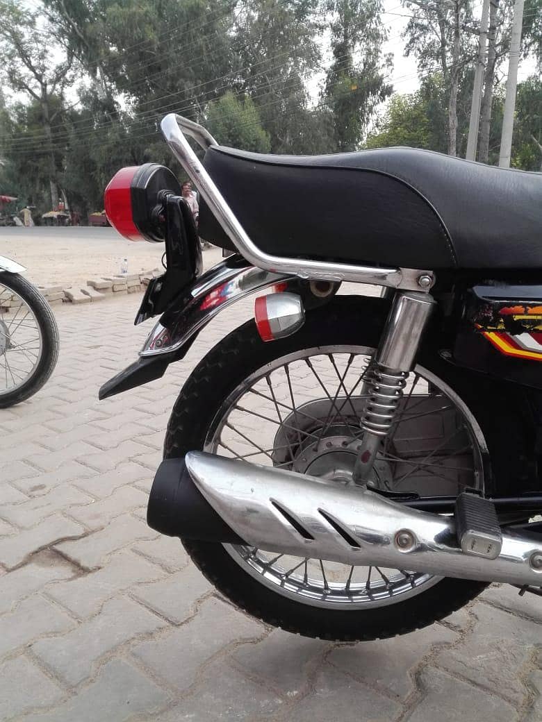 CG 125 0