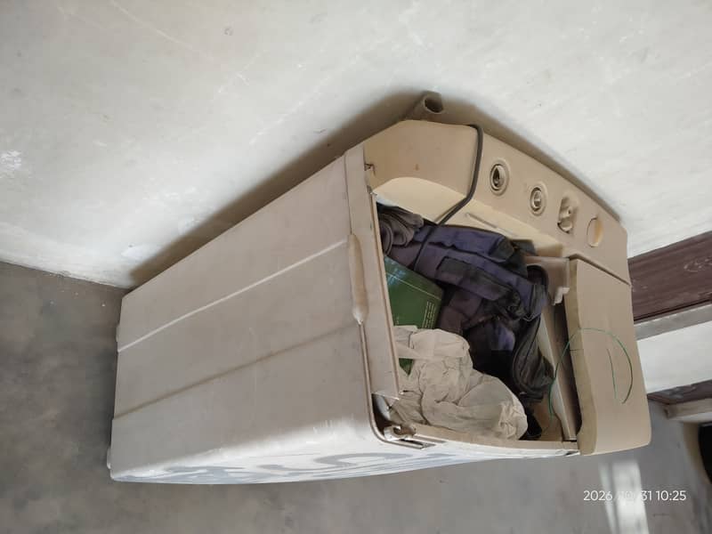 Old washing machine 1