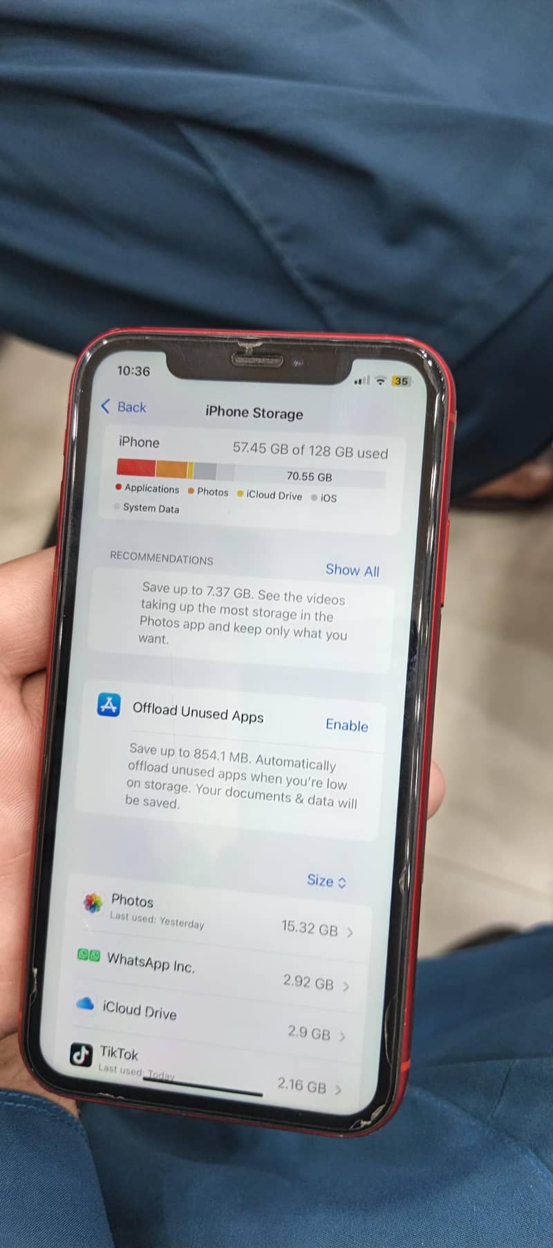 Apple iPhone XR 7