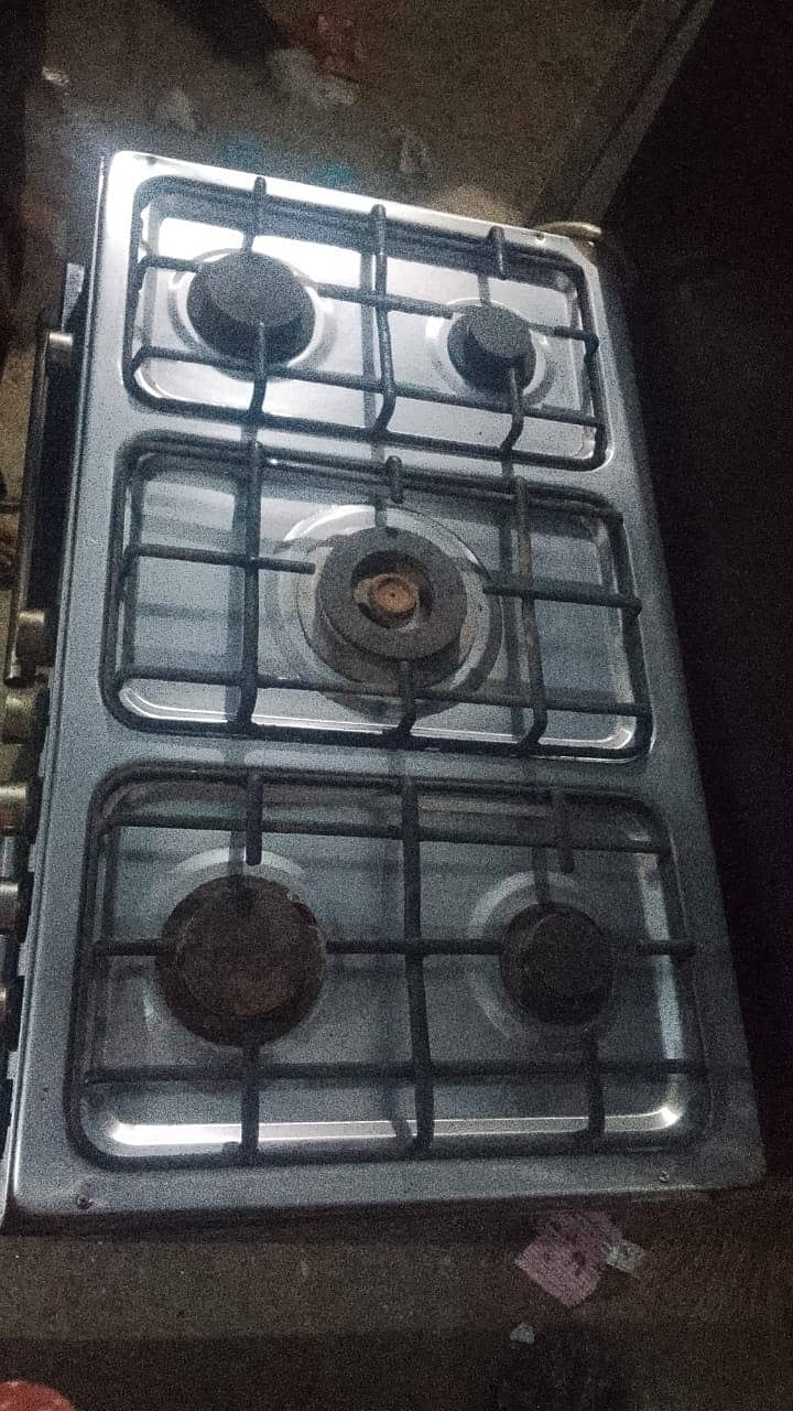 Selling Rays cooking Range in Mint Condition 1