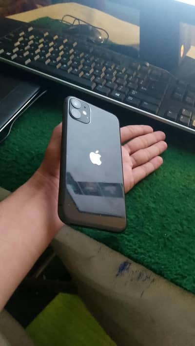 Apple iPhone 11