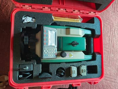 total station mashine