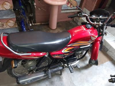 bohat achi bike Hy 03039642162