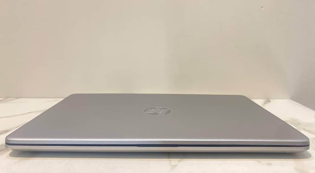 HP Notebook 14 (Scratchless Condition) 1
