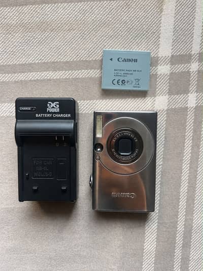Canon ixy digital camera / digicam