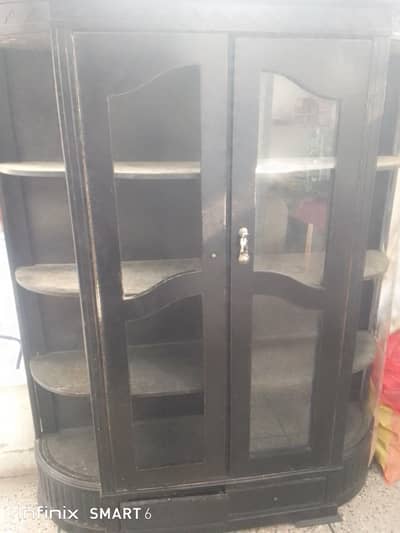 showgase 18000