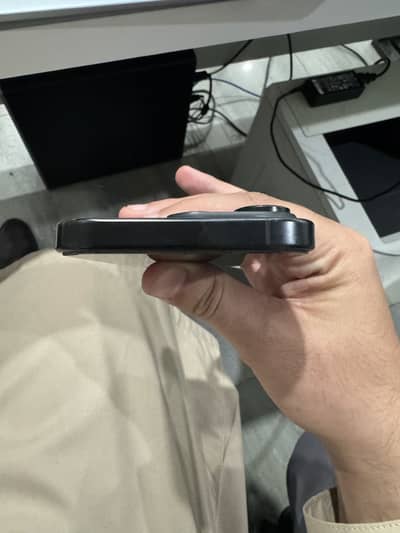 Apple iPhone 16 Pro