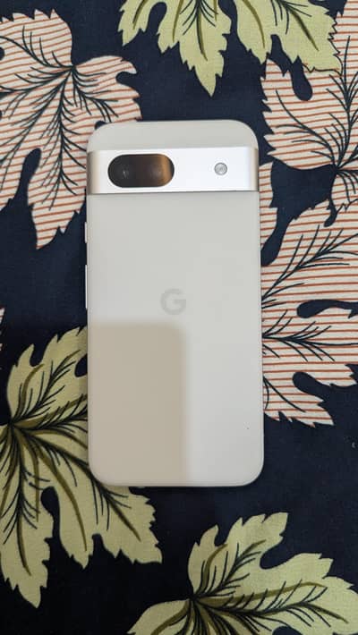 Google Pixel 8a - 128GB - Porcelain (White) - Excellent Condition
