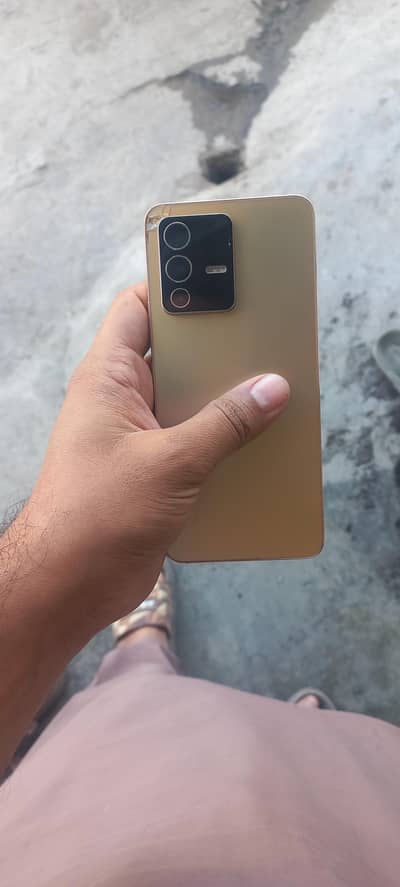 Vivo V23