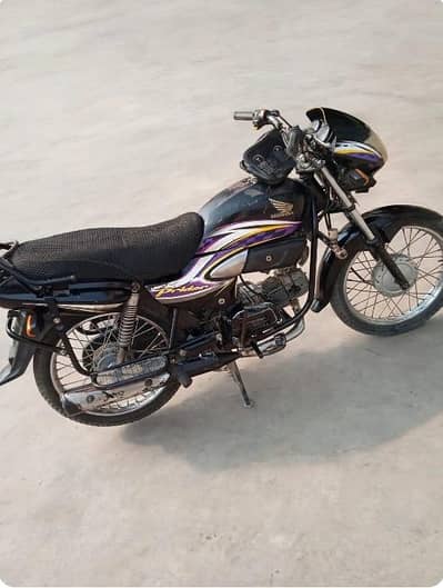 Honda 100 pridor