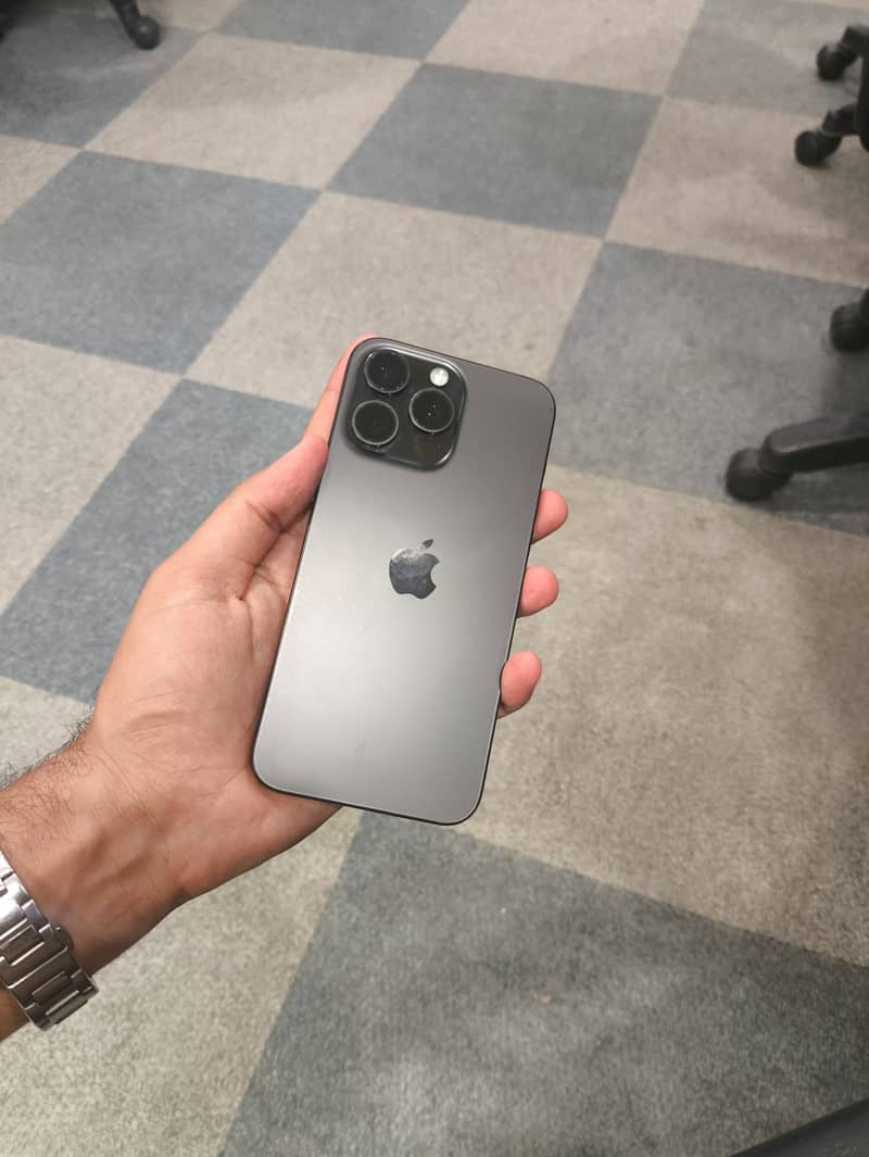 iPhone 15 Pro Max waterproof 7