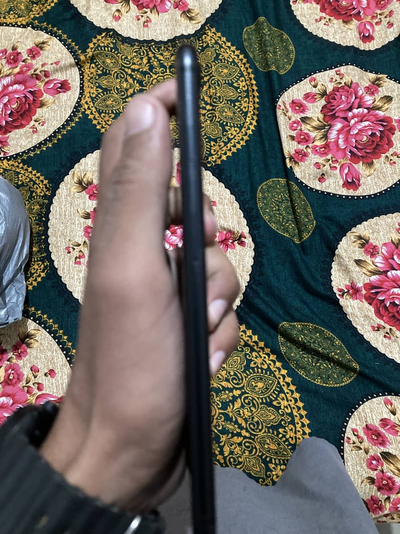 Apple iPhone 7 Plus 6