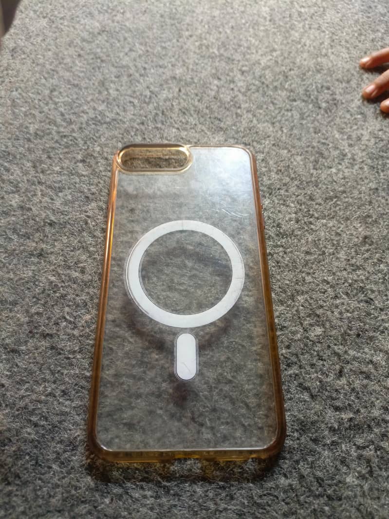 Apple iPhone 8 Plus 1