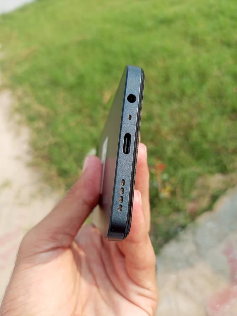 Realme C51 1